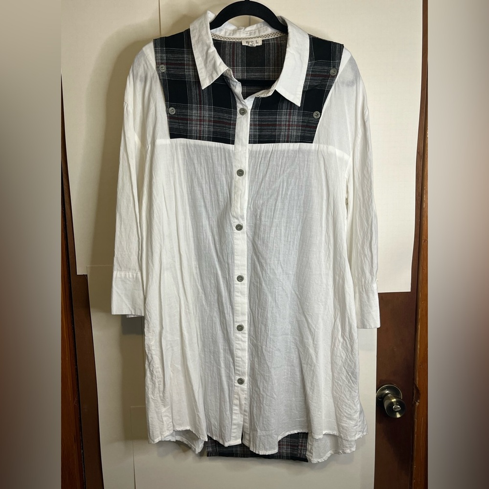 POL Women’s Size Large White Cotton w/ Flannel Panel Long Button Down Shirt